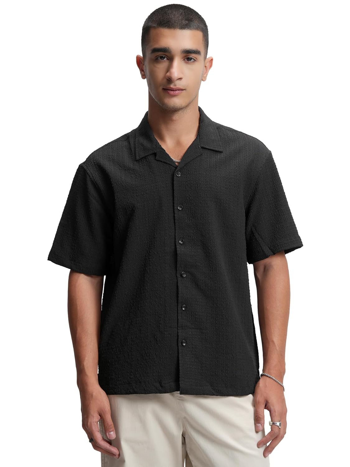 Highlander Men’s Solid Loose Fit Shirt Highlander Men’s Solid Loose Fit Shirt